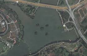 The flat path which consists mostly of gravel and sand passes the fishing area. Joranbiru Blogsport Com Port Memancing Di Pusat Rekreasi Air Taman Wetland Putrajaya