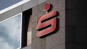 Hier findest du alle banken und sparkassen mit öffnungszeiten, adressen und leistungen in münchen und umgebung. Banken Munchen Banken Sichern Bargeldversorgung Filialen Teilweise Zu Wirtschaft Sz De