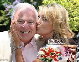 1,053 Los Angeles Richard Riordan Stock Photos, High-Res Pictures, and  Images