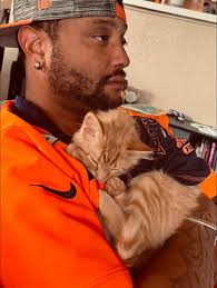 Broncos need help from cat in game?