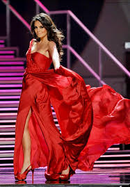 Ola chicas yo soy ximena navarrete y espero k en mi pagina uno de ustedes pueda ser miss uviverso de. Pin On That Dress