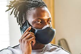 It can also send notifications to the lg. Lg S Puricare Face Mask Gets In Built Mic And Speakers Giving The Wearable Design Improved Functionality Yanko Design