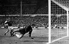 Dünya kupası'nın en heyecan verici ikinci tur maçı pazar günü almanya ile i̇ngiltere arasında oynanacak. 1966 Fifa Dunya Kupasi Finali Vikipedi