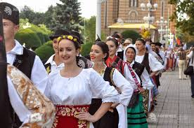 Arhiplin a fost, miercuri seara, teatrul de vară din parcul rozelor, la. Timisoara Festivalul Inimilor Agerpres ActualizeazÄ Lumea
