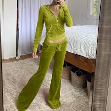Amazon.com: Velour Tracksuit Womens Fall Fashion Sweatsuit Set Cropped  Zip-Up Hooded Jacket and Matching Pants with Pockets : Clothing, Shoes & ...