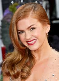 Donning this movie star style, fisher displays a gorgeous warm blonde shade. Isla Fisher Beauty Riot