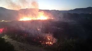 Ankara'da iki katlı ahşap bir binada çıkan yangın, itfaiye ekiplerinin uzun süren çalışmaları sonucu söndürüldü. Ryuxmk2sx4f9cm