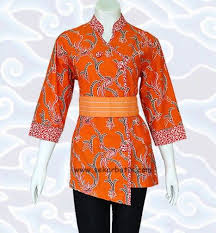 In malaysia, muslim girls tend to wear the baju kurung. Model Baju Batik Kerja Wanita Modis à¸„à¸§à¸²à¸¡à¸‡à¸²à¸¡