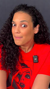 Ellie Rice's Instagram, Twitter & Facebook