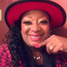 Belinda Henderson's Instagram, Twitter & Facebook