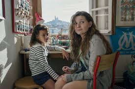 Photo de Lilou Siauvaud - Stillwater : Photo Lilou Siauvaud, Abigail  Breslin - Photo 2 sur 8 - AlloCiné