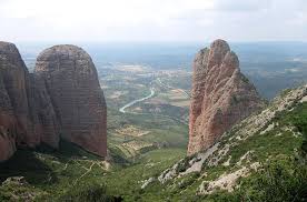 Create a trip to save and organize all. Multi Adventure And Local Cuisine In Huesca Spain 8 Day Trip Aegm Leader