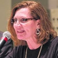 Lori Hamann's Instagram, Twitter & Facebook