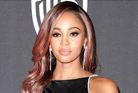 Riverdale, Vanessa Morgan si sposa: l'annuncio social (Foto)