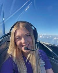 Arthur Hamann's Instagram, Twitter & Facebook