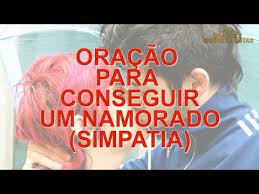 Em uma noite de lua cheia você deve colocar todos os itens no copo. Oracao Para Conseguir Um Namorado A Simpatia Youtube
