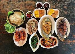 Mulai dari makanan dengan rasa yang pedas, asam, hingga manis. 22 Tempat Makan Khas Sunda Di Bandung Dengan Suasana Pedesaan Nan Asri