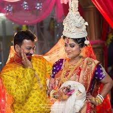 Indian weddings (as well as other south asian weddings) have become one of our specialties over the years. Best Wedding Photographers In Kolkata With Prices