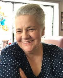 Amanda Leaman's Instagram, Twitter & Facebook