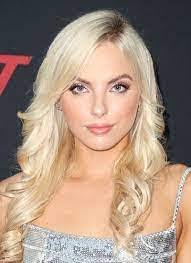 Katy Neff's Instagram, Twitter & Facebook