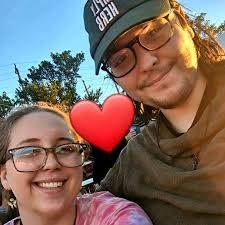 Who can do a graduation photoshoot in the Bolingbrook area?