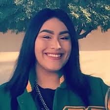 Estefania Paniagua's High School Bio