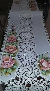 Pin De Maria Inez Em Pintura Em Tecido Caminho De Mesa De Croche Ideias Para Artesanato Artesanatos Faceis