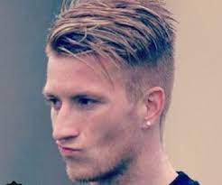 Reus's hairstyle consists primarily of an undercut or fade with a comb over, although the popular soccer player has styled a textured slick back and faux hawk in the past. 220 Images De Marco Sur We Heart It Voir Plus De Marco Reus Borussia Dortmund Et Bvb In 2021 Reus Hairstyle Beard Styles For Men Marco Reus