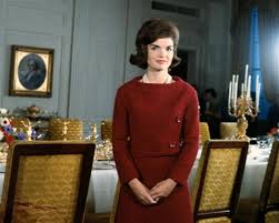 Resultado de imagem para NOTICIAS DE JORNAL SOBRE JACQUELINE KENNEDY