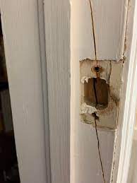 Here's how to repair just the split or broken frame area to look as good as. How To Fix The Crack On This Door Frame Or At The Very Least Hide It A Relative Of Mine S Ex Boyfriend Kicked Down Her Bathroom Door And Caused This To Happen