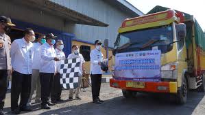 Check spelling or type a new query. Bupati Pati Lepas Transporter Pengangkut Bantuan Beras Kemensos Untuk Warga Koran Satu