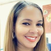 Nicole Rutherford's Instagram, Twitter & Facebook