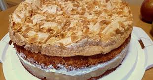 Stachelbeer Sahne Baiser Torte Von Schrat Chefkoch