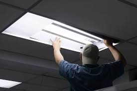 Considering replacing that old fluorescent fixture in your kitchen with recessed can lights? 6 Energy Efficient Alternatives To Fluorescent Lights Home Stratosphere