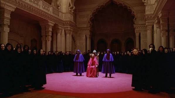 Feeling all Artless with Eyes Wide Shut - by Mazin Saleem