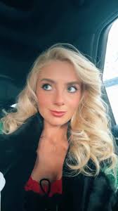 Dora Dolphin (@doradolphinofficial) · Instagram 照片和视频