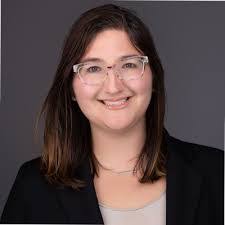 Karen Pavlovich's Instagram, Twitter & Facebook