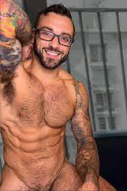 Drew Valentino | Gay Porn Star Database at WAYBIG