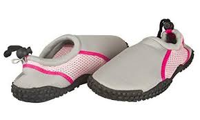 See full list on sizeengine.com Baby And Kids Shoes Size Chart