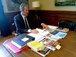 Il en est le propriétaire par le biais d'une corporation qui porte le nom de finca deneter doce sociedad anonima. Manitoba Premier Rarely Uses Email But Says Work Gets Done Anyway In Costa Rica