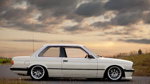 If you don't, reach the redline, then release the clutch. Bmw E30 Wallpapers Group 74