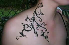 Simple Designer Henna Tattoo On Neck With Images Neck Tattoo