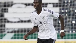 V or diesem wochenende hatte antonio rüdiger dem sportinformationsdienst ein interview gegeben. Vfb Talent Rudiger Mit Kleinen Schritten Zum Grossen Sprung Vfb Stuttgart Stuttgarter Zeitung