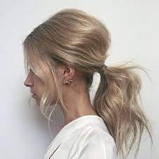 Belle idee coiffure cheveux mi long attache longs blonds tuto 10 coiffures de. 10 Coiffures Faciles A Realiser Pour Les Matins Presses
