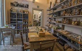 Arredo Allestimento Negozi E Complementi Marini Gerardi Design Lecce Arredamento Progettazione Design
