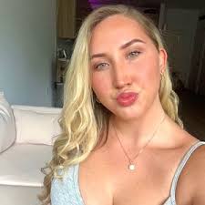 Emily Taber (@emily.taber)