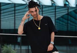 Página oficial do windoh youtube: Um Dos Maiores Youtubers Portugueses Assume Relacao Com Apresentadora Do Universo Sic