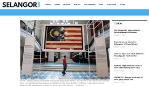 Ph (dap) p047 nibong tebal: Selangor Kini Kibaran Pertama Bendera Malaysia Di Istana Selangor 1950 Media