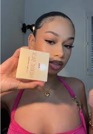 Corazona Radiant Balm Fair