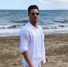 Listen to skase ena fili (mixed) by nikos oikonomopoulos, 30,689 shazams. Nikos Oikonomopoulos Bulgaria Home Facebook
